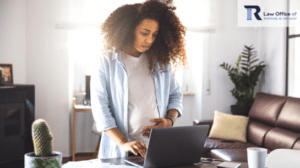 Know how pregnancy discrimination lawyers fight workplace cases. | Raphael B. Hedwat